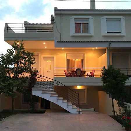 Amazing House In Kiato Near The Beach Exteriér fotografie
