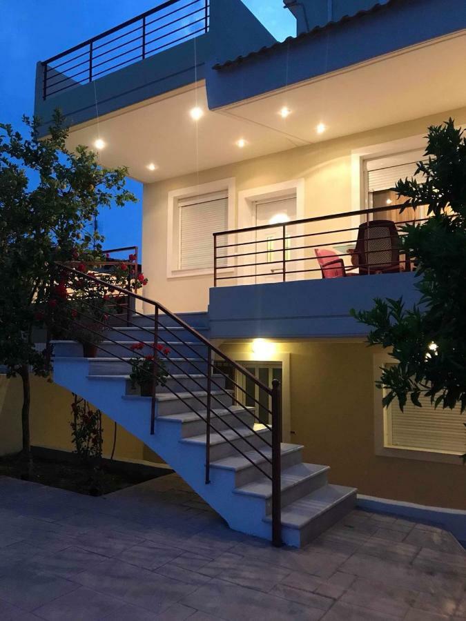 Amazing House In Kiato Near The Beach Exteriér fotografie